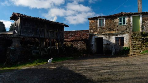Se vende una aldea gallega entera con vistas al mar por 200.000 euros