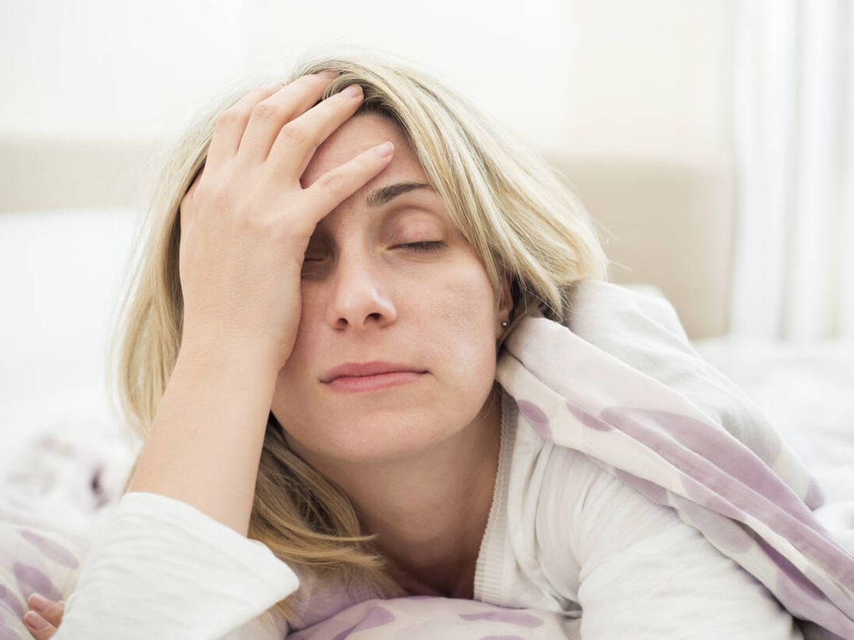 Foto: Durante la menopausia es habitual sufrir insomnio, sobre todo despertar precoz. (iStock)