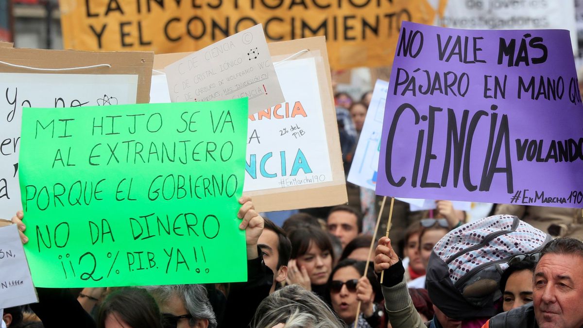 Científicos españoles exigen a los partidos incluir la ciencia en la agenda del 10-N