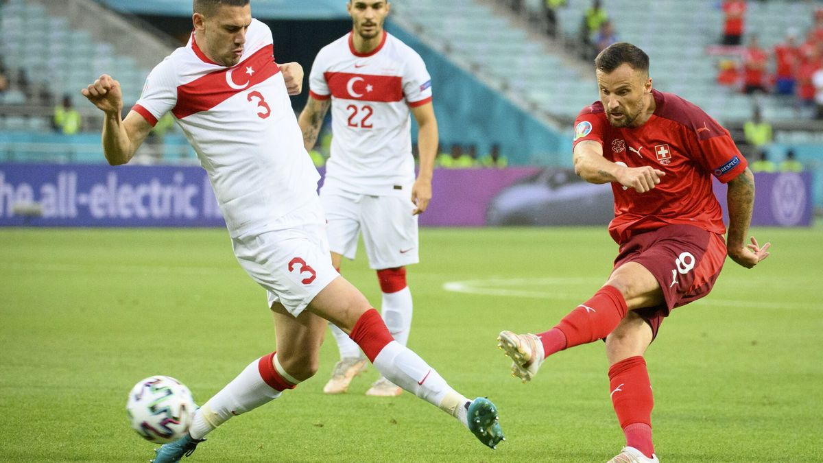 Turquía pincha el globo de las expectativas ante Suiza y cae eliminada (3-1)