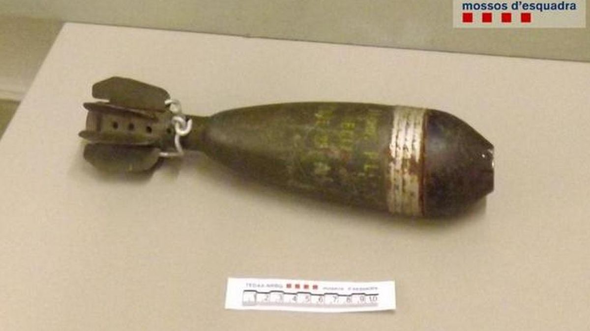 Decomisan en Girona una granada de la Guerra Civil que se vendía por Internet