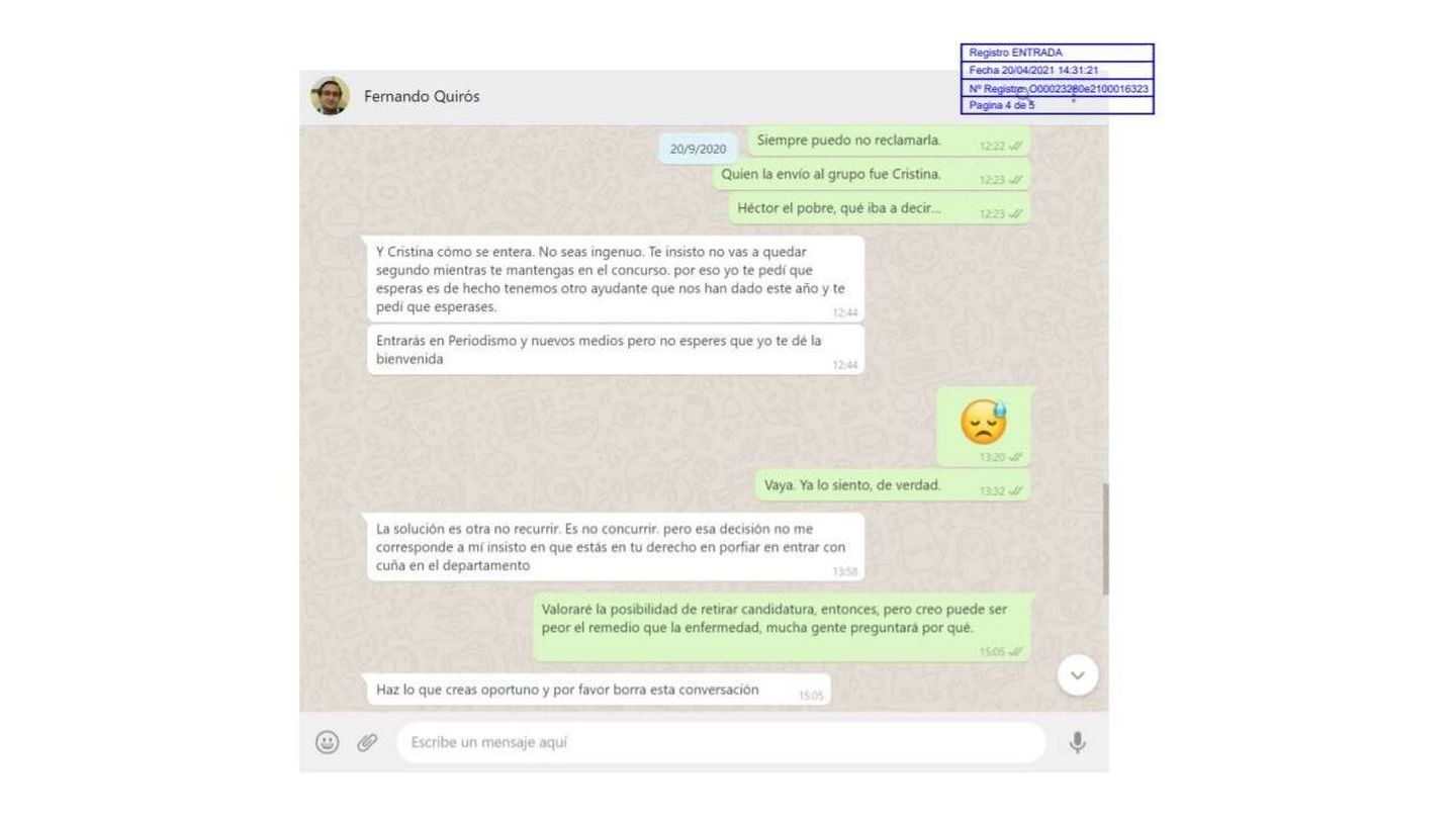 El intercambio de mensajes por WhatsApp que Álvarez introdujo en su reclamación. (EC)