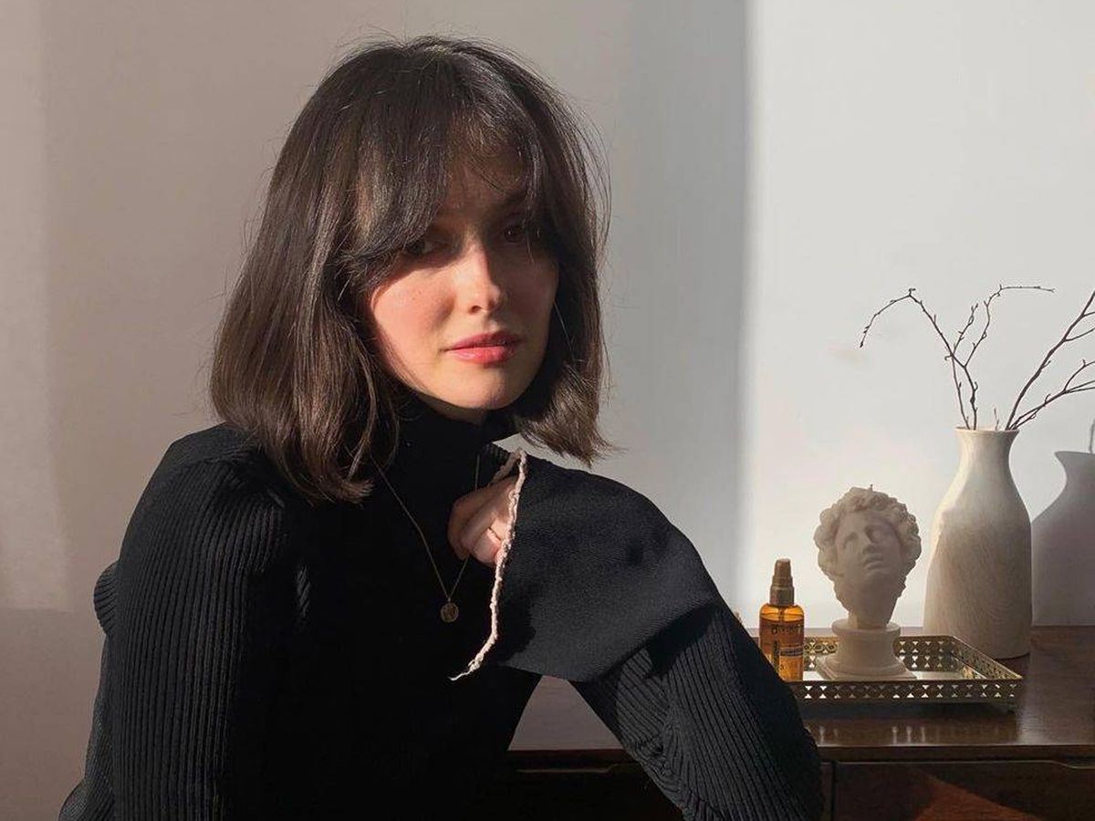 Foto: El corte de pelo de Karolina Ościk-Alama es una bob francés de libro. (Instagram @cajmel)