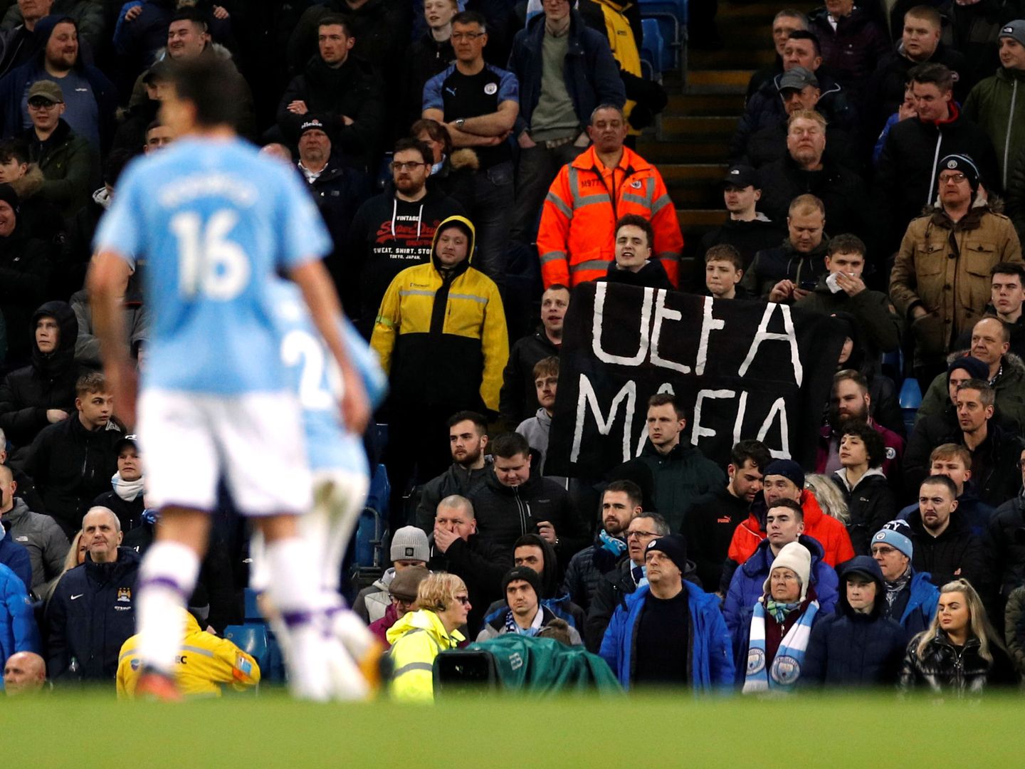 Protestas contra la UEFA en un partido reciente del City. (Reuters)       