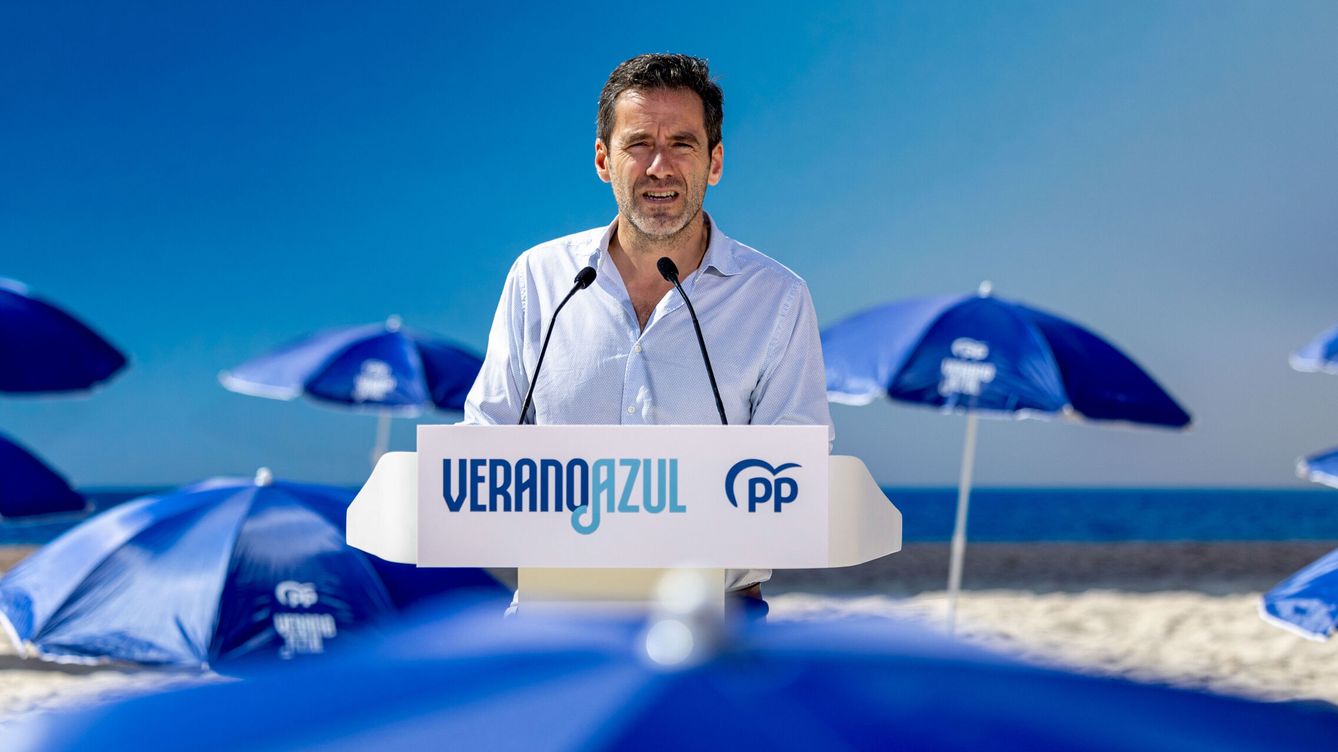 Foto: Borja Sémper, al presentar la campaña 'Verano azul'. (EFE/Daniel González)