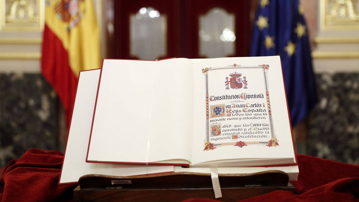 La Constitución cumple 40 años con un Gobierno débil y la Corona en el foco