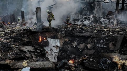 Ataque con misiles contra Kiev y militares patrullando en Colombia: el día en fotos