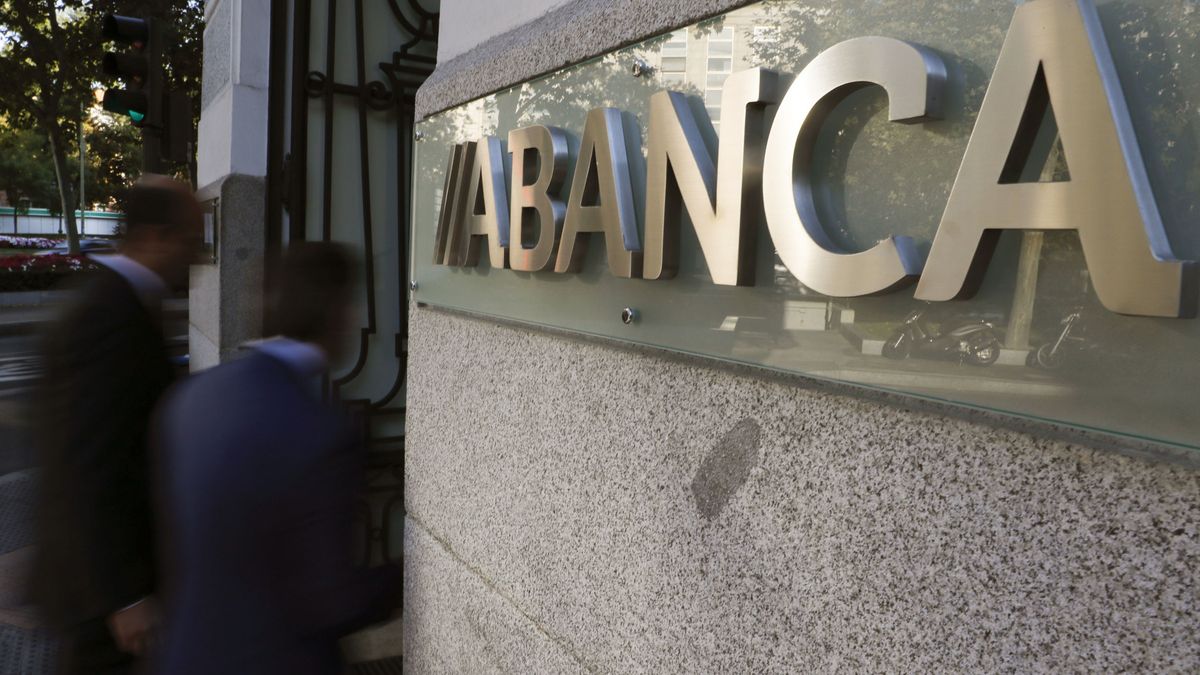B100: la nueva banca digital para particulares de Abanca con la que te pagan por andar
