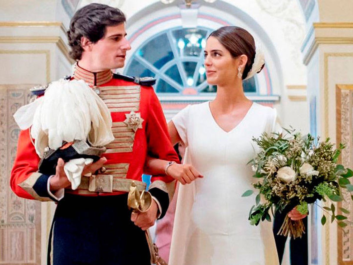 Foto: El duque de Huéscar y Sofía Palazuelo el día de su boda. (EFE)