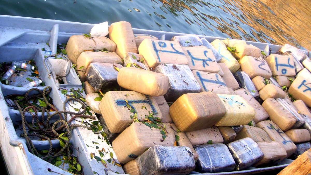 Hallan 650 kilos de cocaína en una barca que estuvo a la deriva "entre uno o dos años"