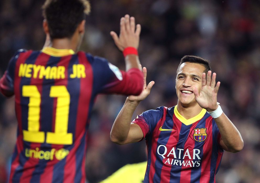 Foto: Neymar y Alexis celebran el tanto ante el Espanyol (Efe).