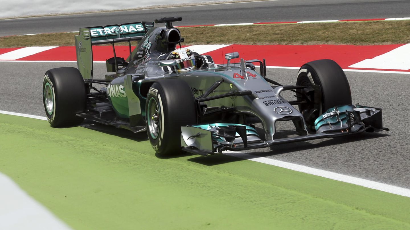 Lewis Hamilton, durante la sesión de calificación. (AP)