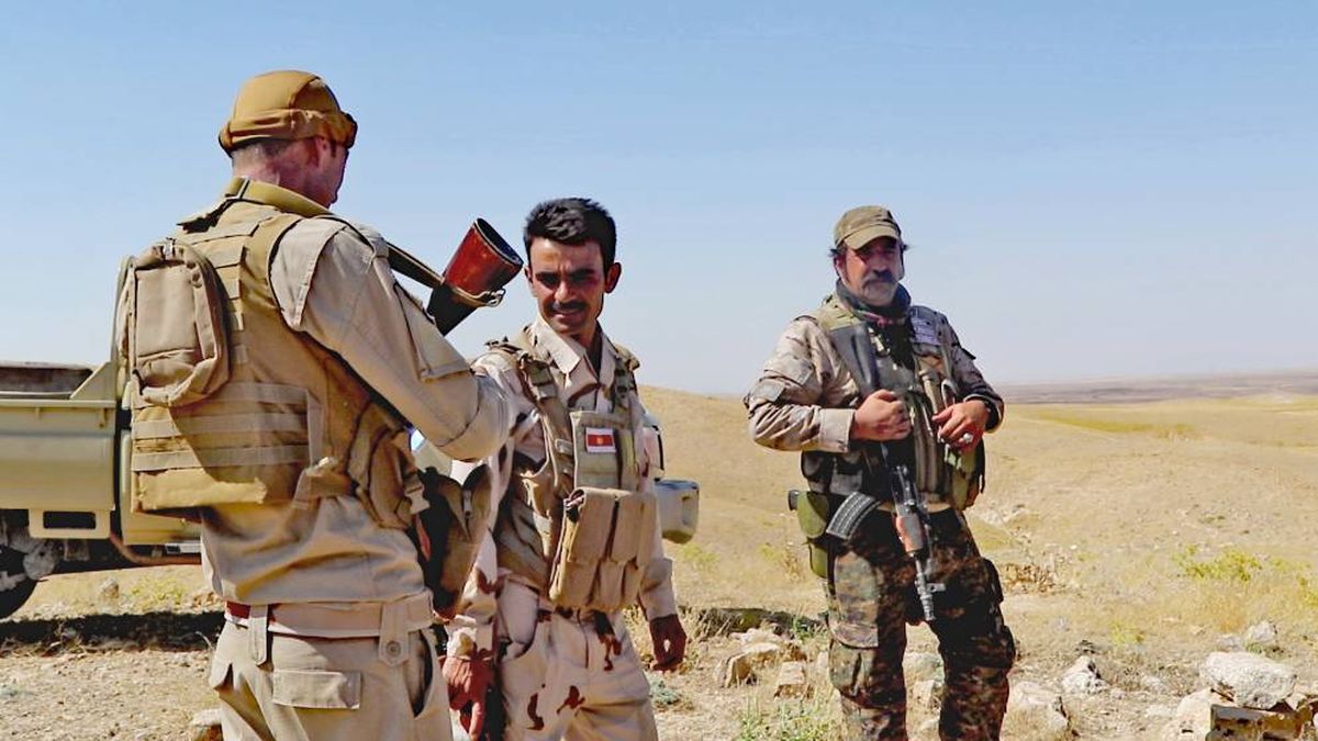 Españoles en las 'monterías humanas' para cazar a los últimos del Daesh