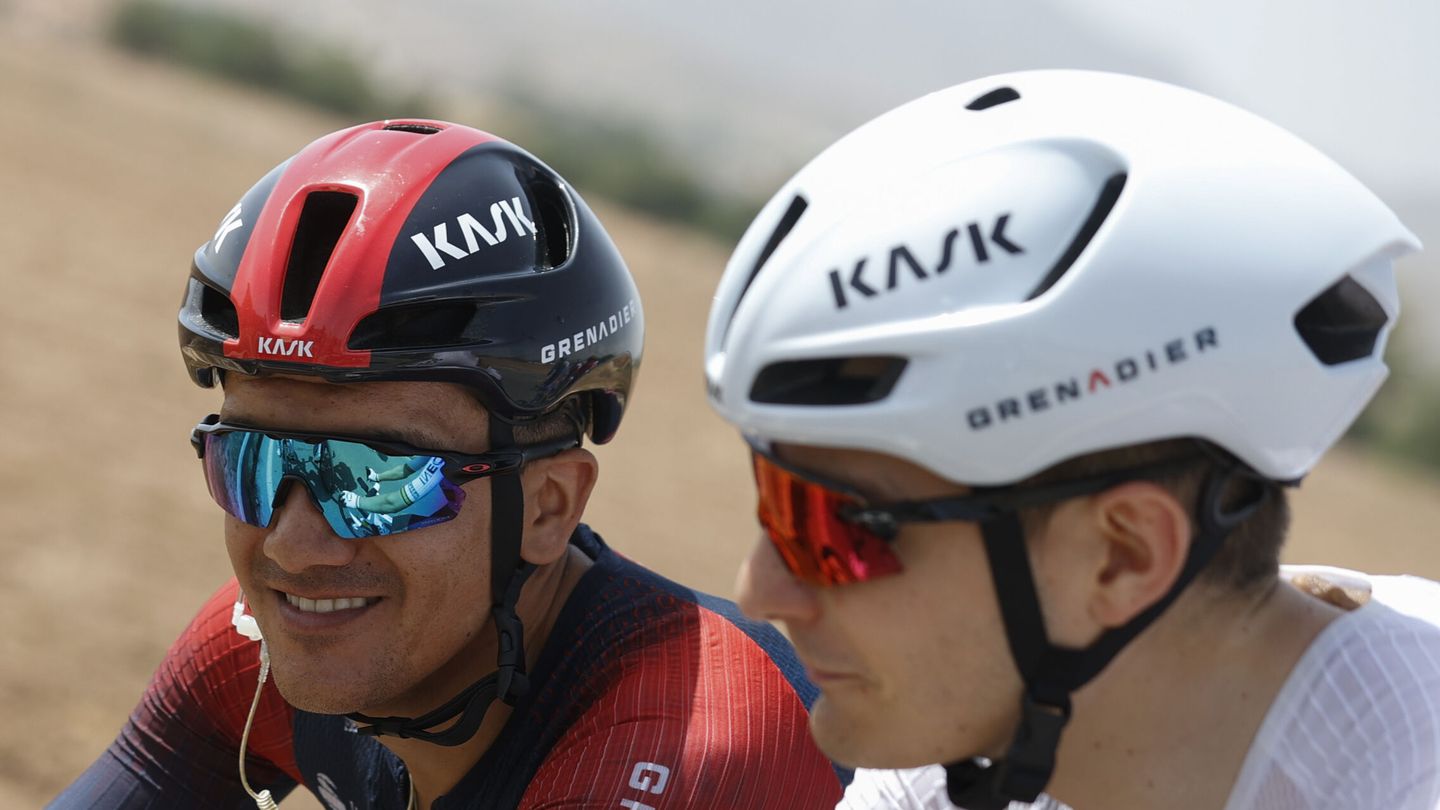 Carlos Rodríguez sonríe en la duodécima etapa de la Vuelta. (EFE/Javier Lizón)