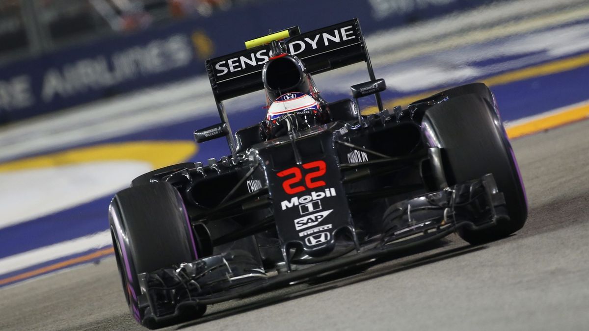 Alonso recibe 30 puestos de sanción por probar el nuevo y dudoso motor de Honda