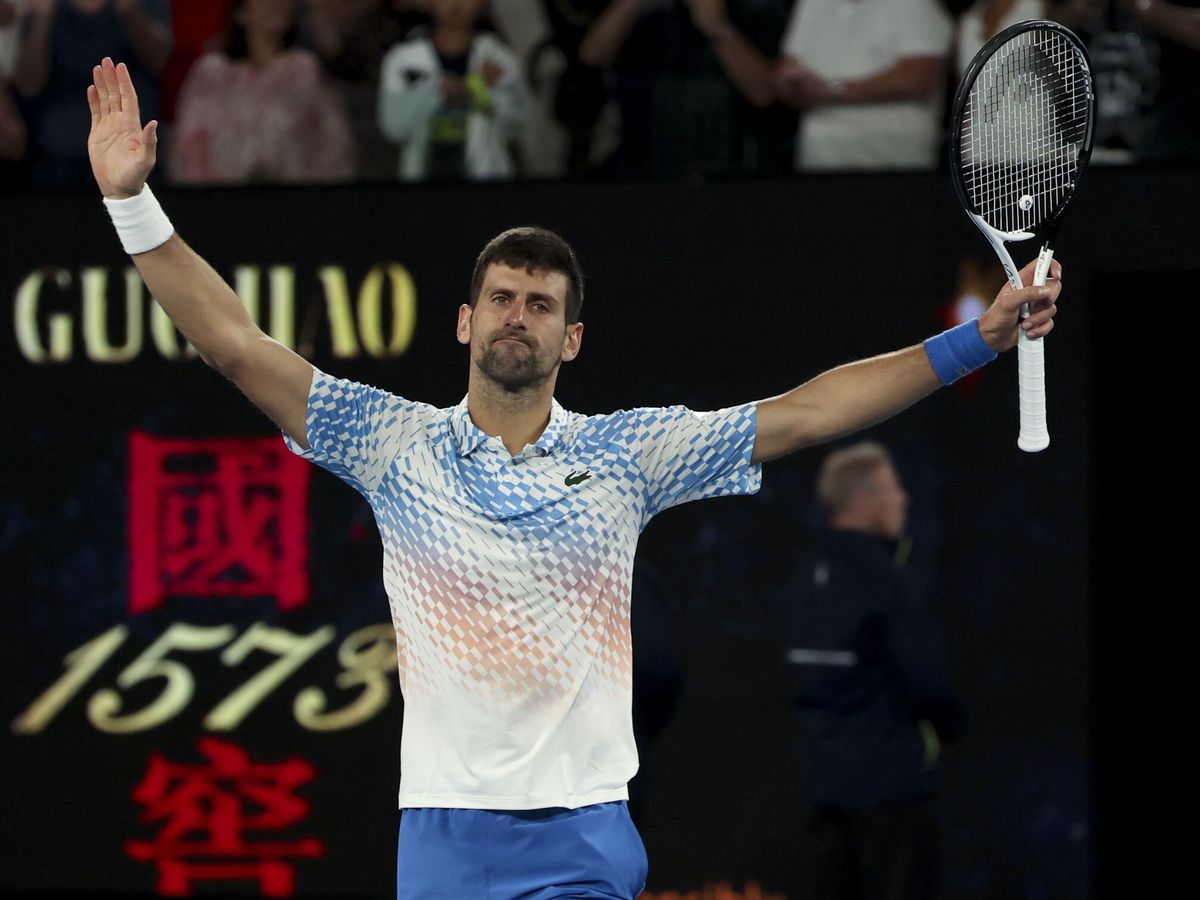 Foto: Djokovic celebra su victoria ante Rublev. (EFE/EPA/Fazry Ismail)