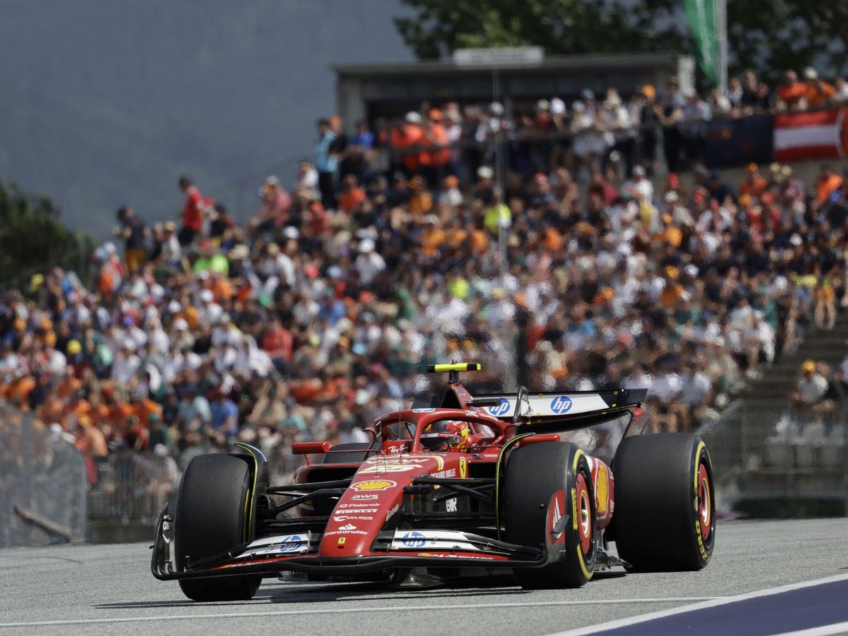 Foto: Carlos Sainz, en el Gran Premio de Austria. (Reuters/Leonhard Foeger)