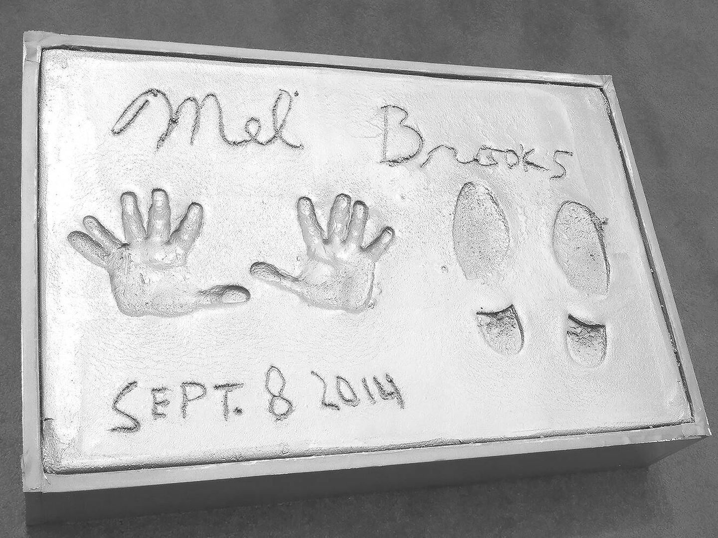 Las huellas de Mel Brooks, en el Paseo de la Fama de Hollywood. 