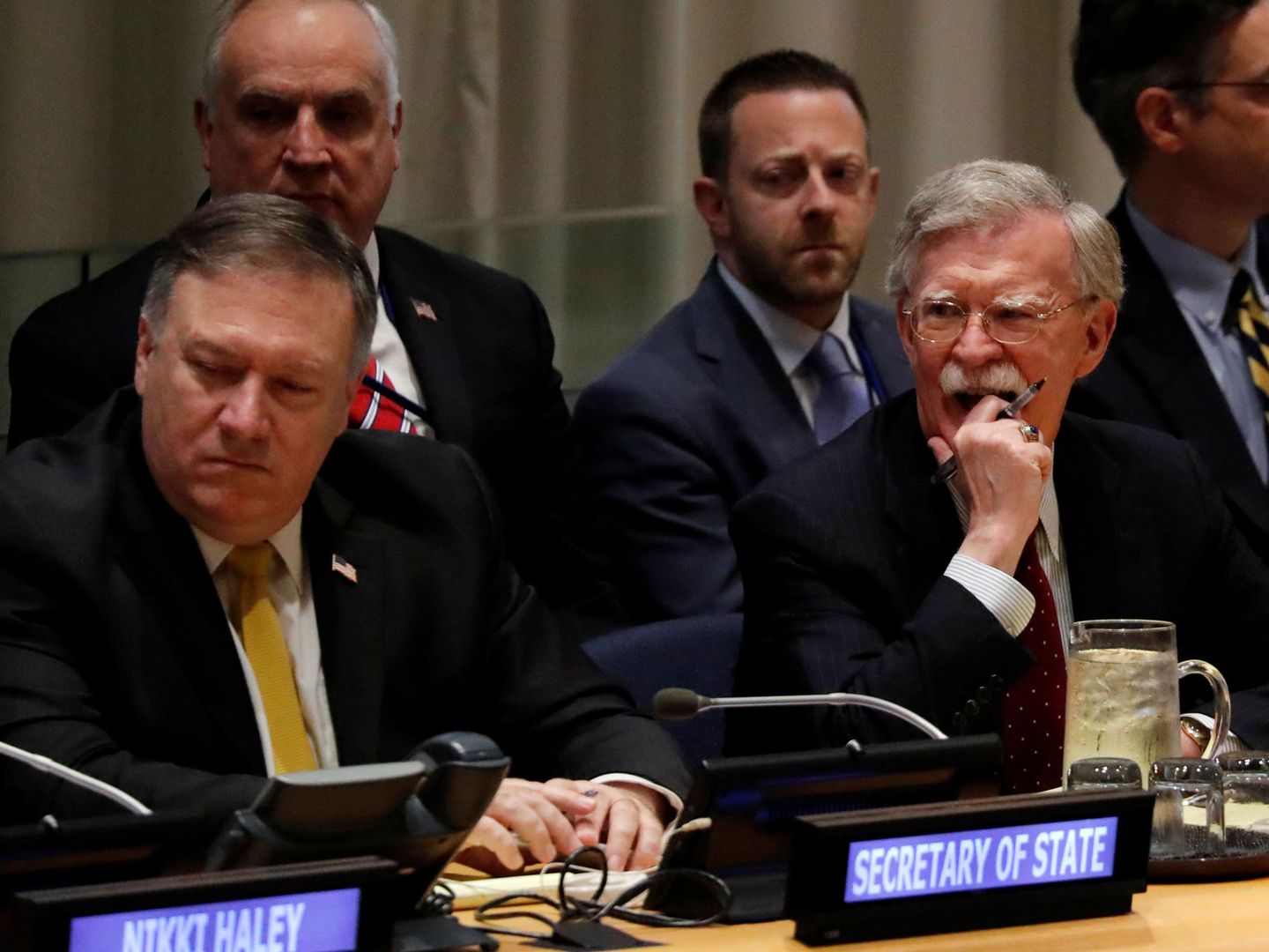 El Secretario de Estado Mike Pompeo y el Asesor de Seguridad Nacional John Bolton. (Reuters)