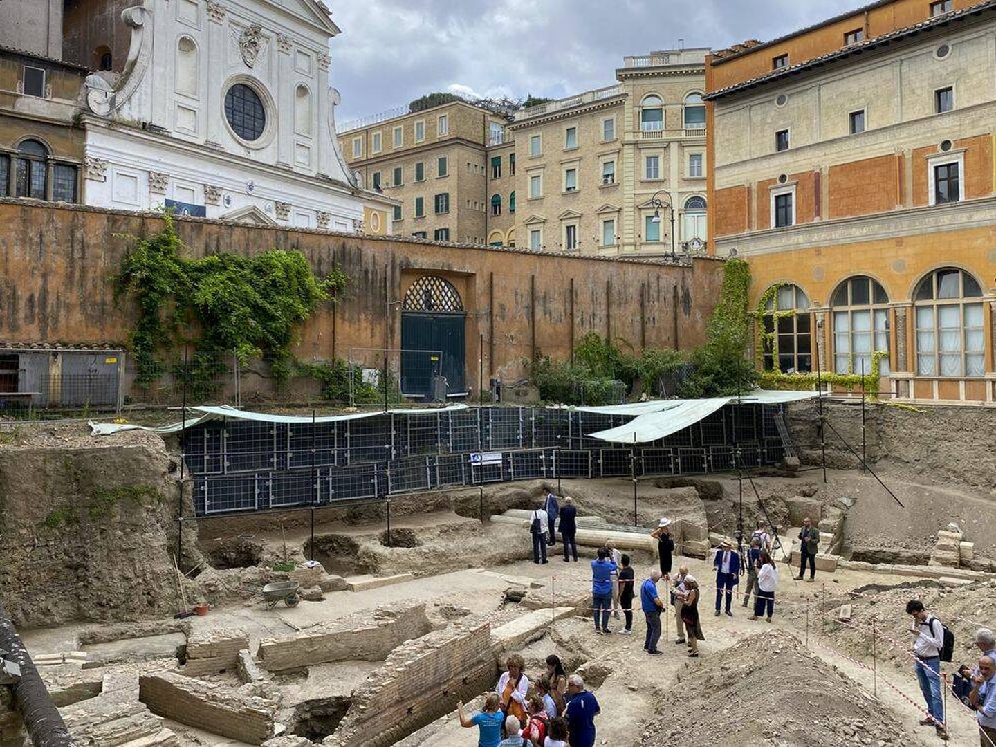 El teatro de Nerón salió a la luz tras siglos enterrado a las puertas del Vaticano (EFE)