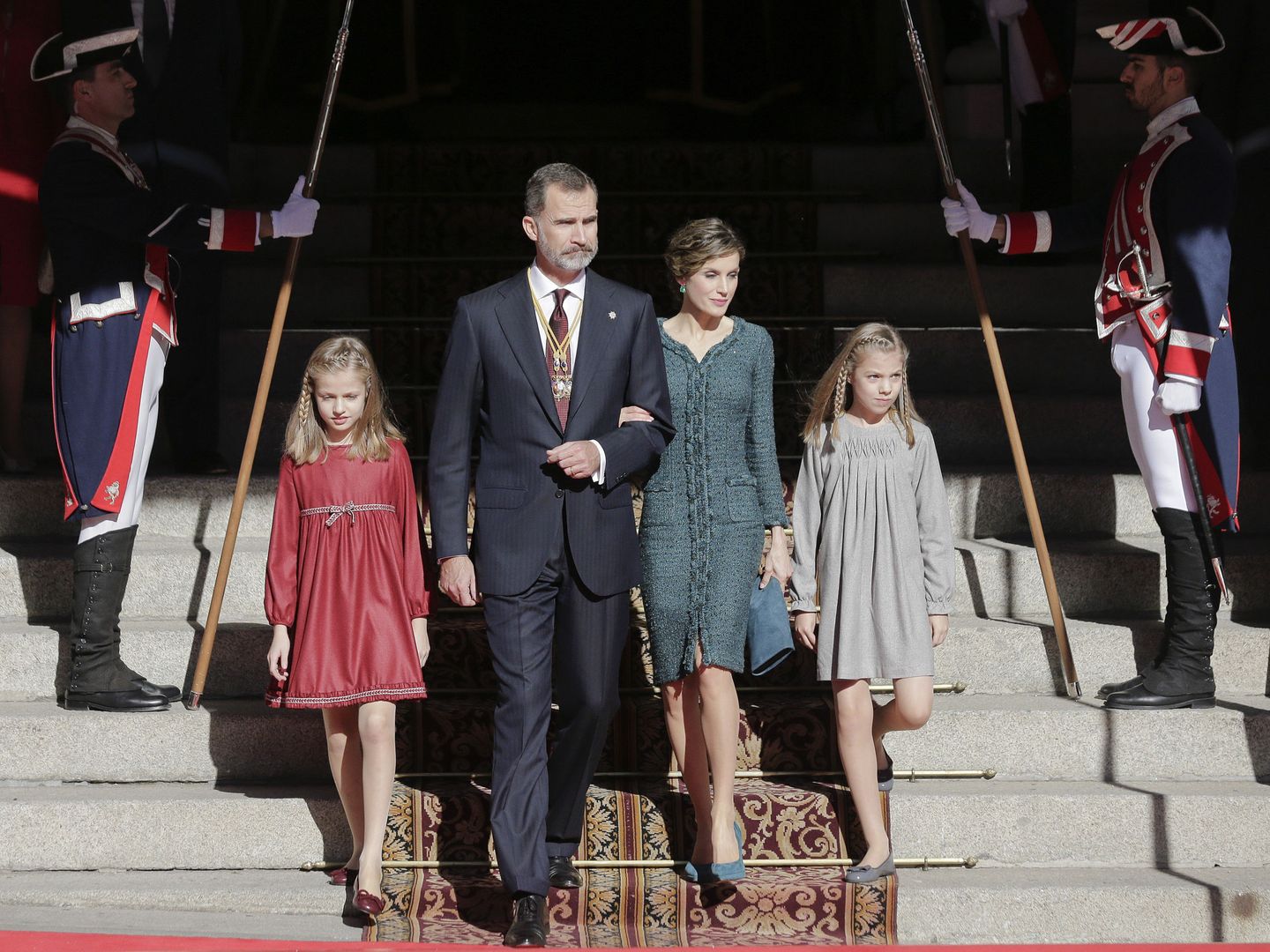 La familia real, en la sesión de apertura de las Cortes Generales de 2016. (EFE)