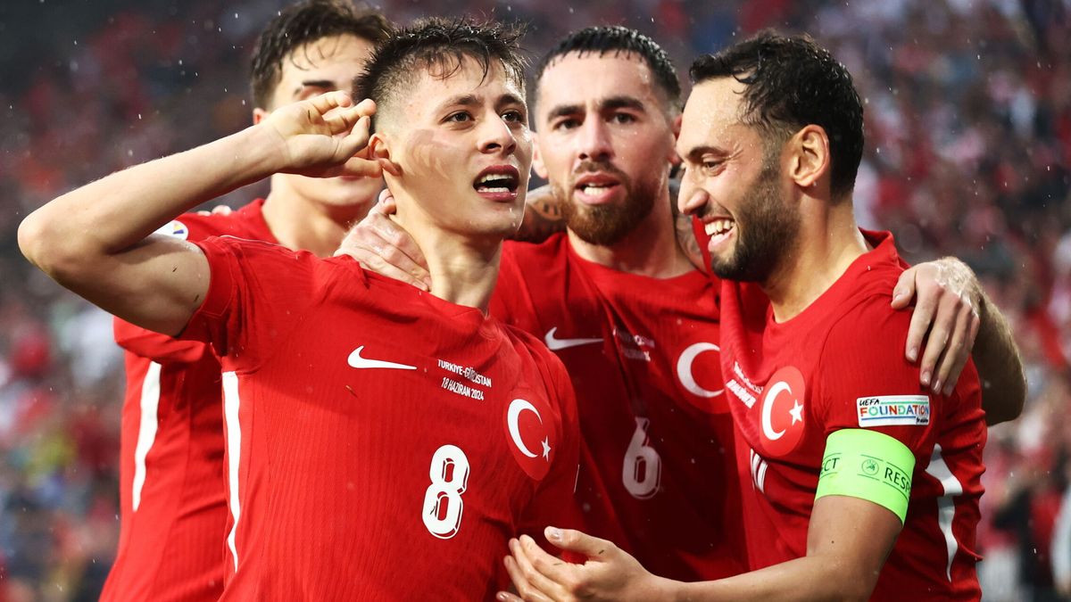 Lo que busca Arda Güler en la Eurocopa, el niño turco emociona y hace sombra a Nico Williams