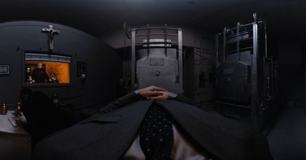 Foto: Tu cuerpo a punto de ser incinerado en la película de realidad virtual 'Mule' de Guy Shelmerdine. (EC)