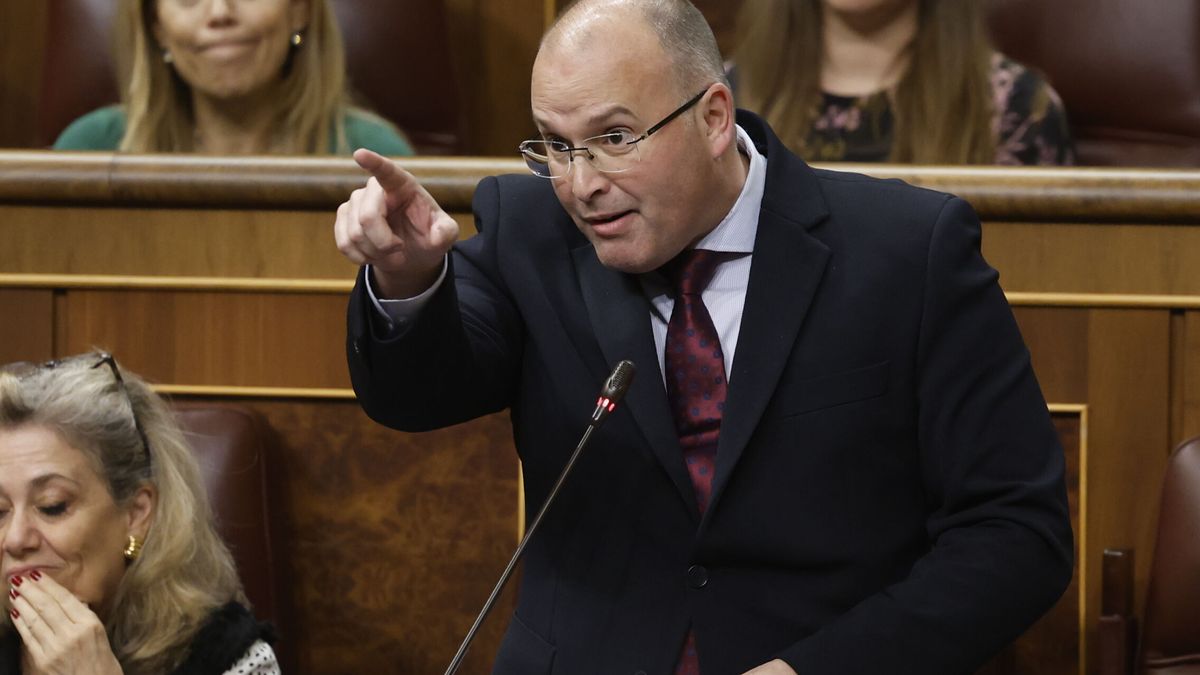 El PP celebra que dos socialistas renuncien a ser concejales en Pamplona: "Tienen escrúpulos"