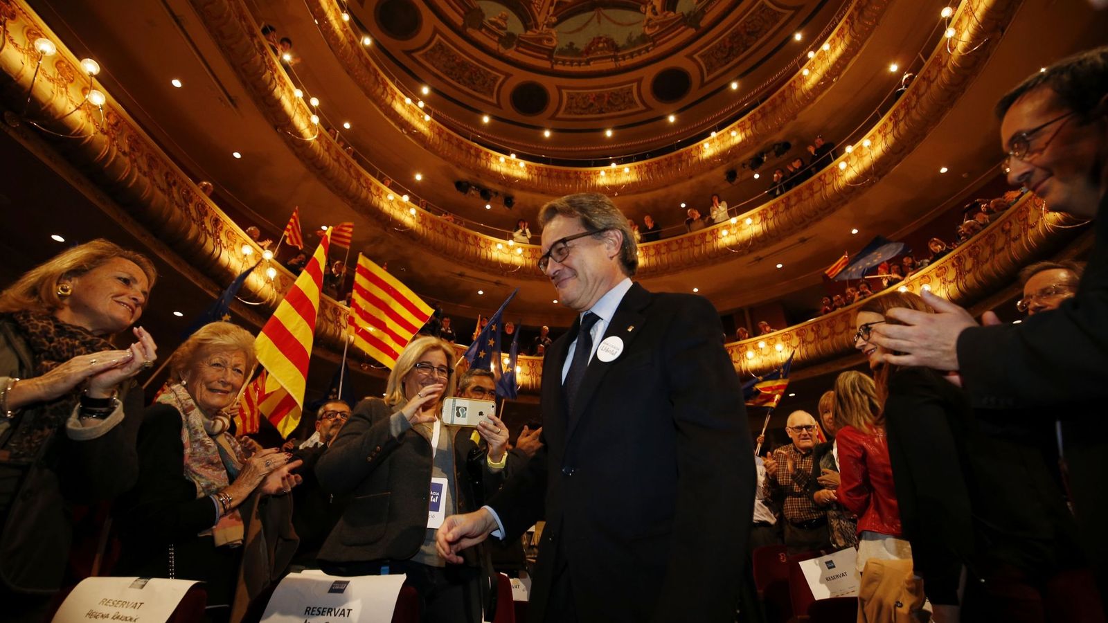 Foto: Artur Mas en un acto electoral del 17 de diciembre. (EFE)
