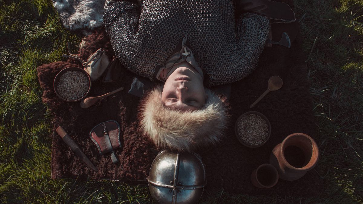 Por qué los antepasados de los vikingos enterraban a sus guerreros entre almohadas