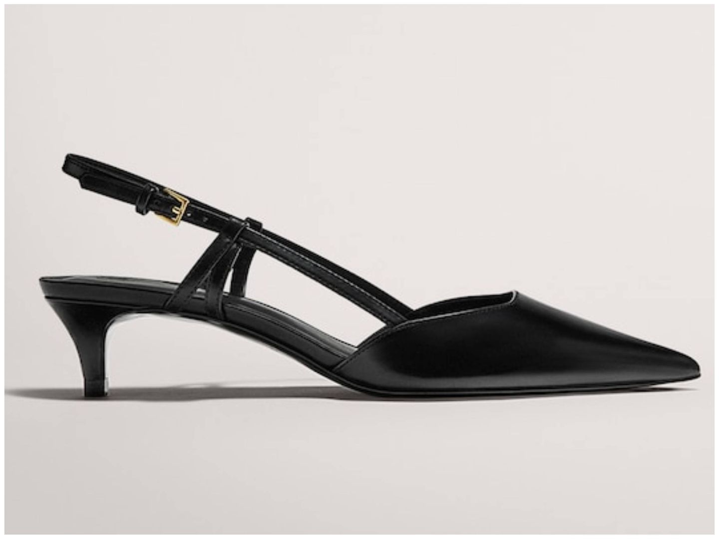 Zapatos de la nueva colección de Massimo Dutti. (Cortesía)