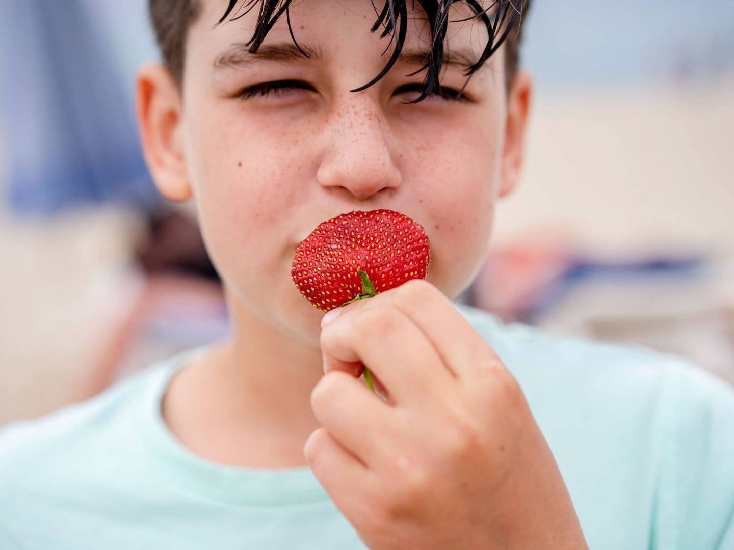 Las fresas están disponibles todo el año y son un alimento versátil ideal tanto para niños como adultos. (Pexels)
