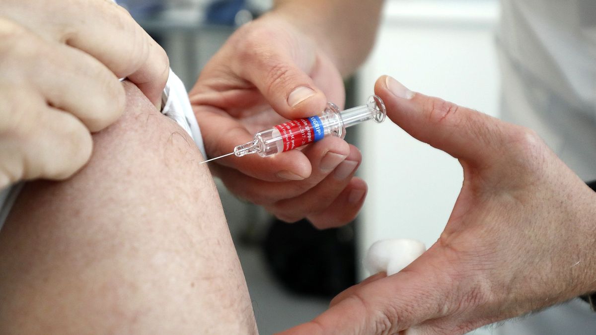 La vacunación de la gripe, un "punto débil" en España: quién y cuándo vacunarse