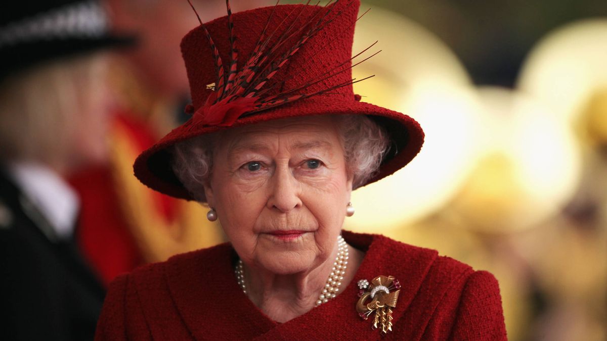 Adelanto editorial | Lea las primeras páginas de 'La reina: la increíble vida de Isabel II'