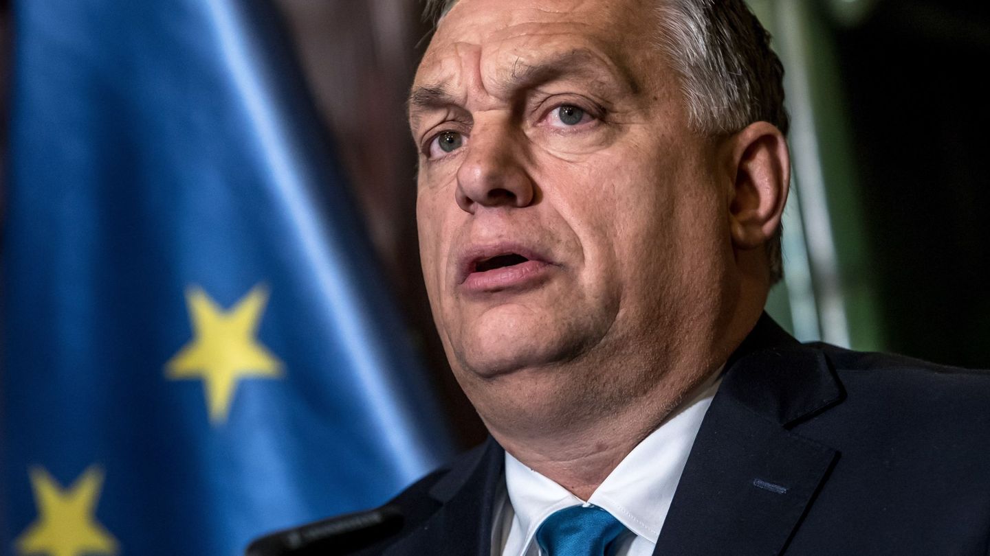 El primer ministro húngaro, el conservador nacionalista Viktor Orbán, durante una rueda de prensa en Praga. (EFE)