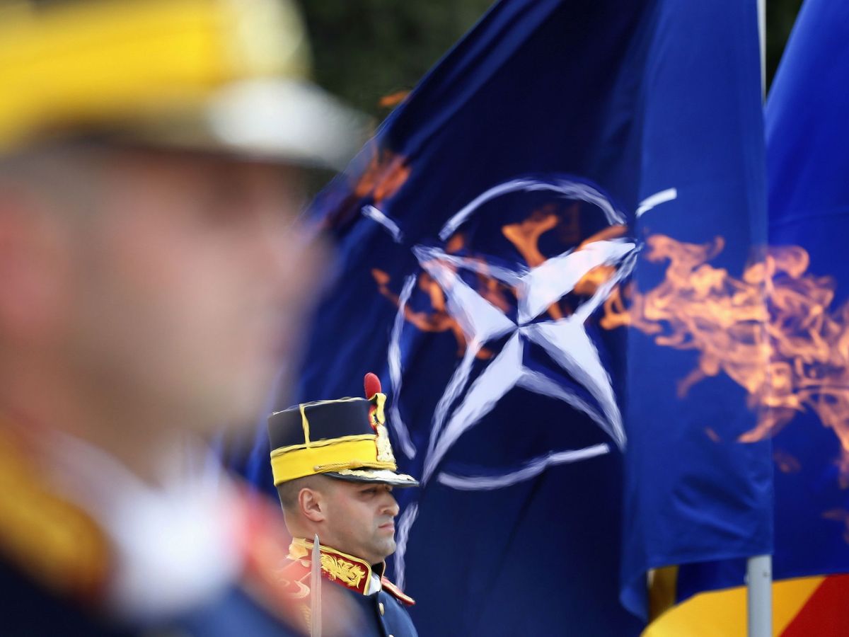 Foto: Celebración del día de los héroes en Rumanía. (EFE/Robert Ghement)