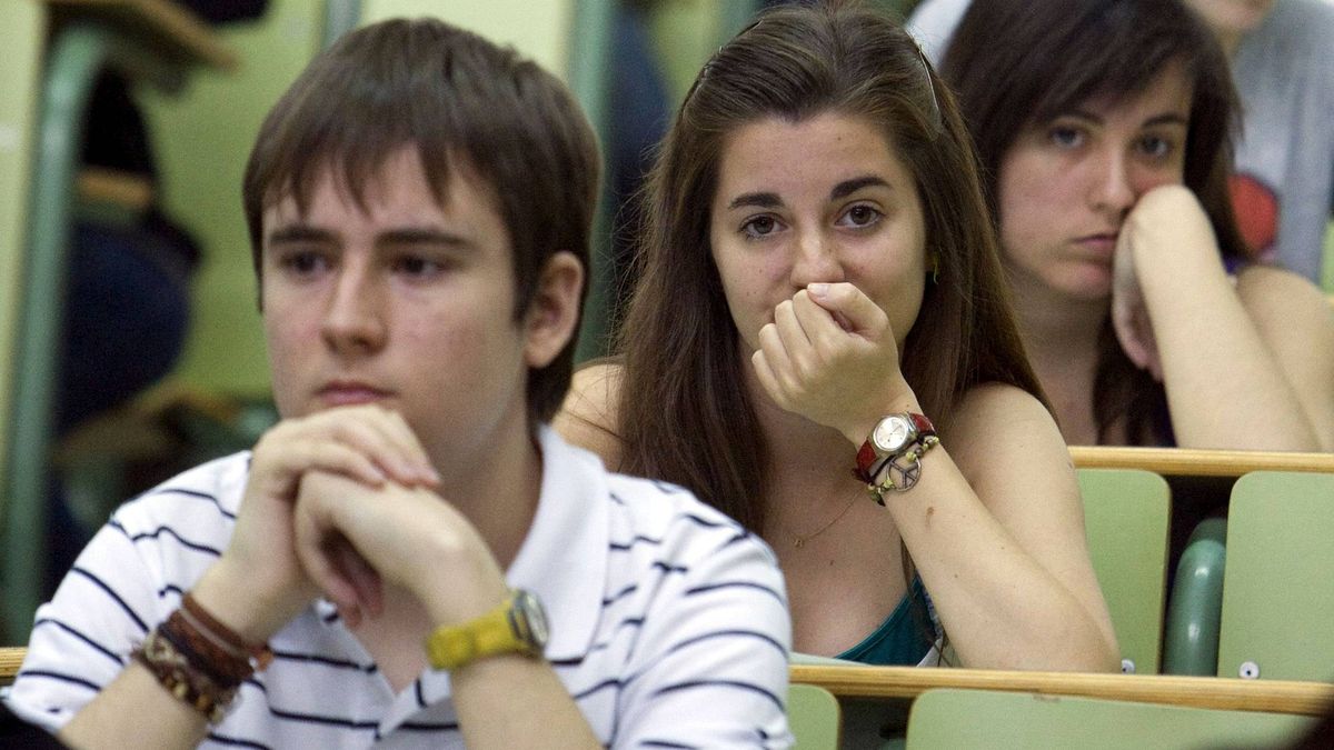 Jóvenes españoles: son felices, ateos, les gusta Podemos y son adictos a WhatsApp