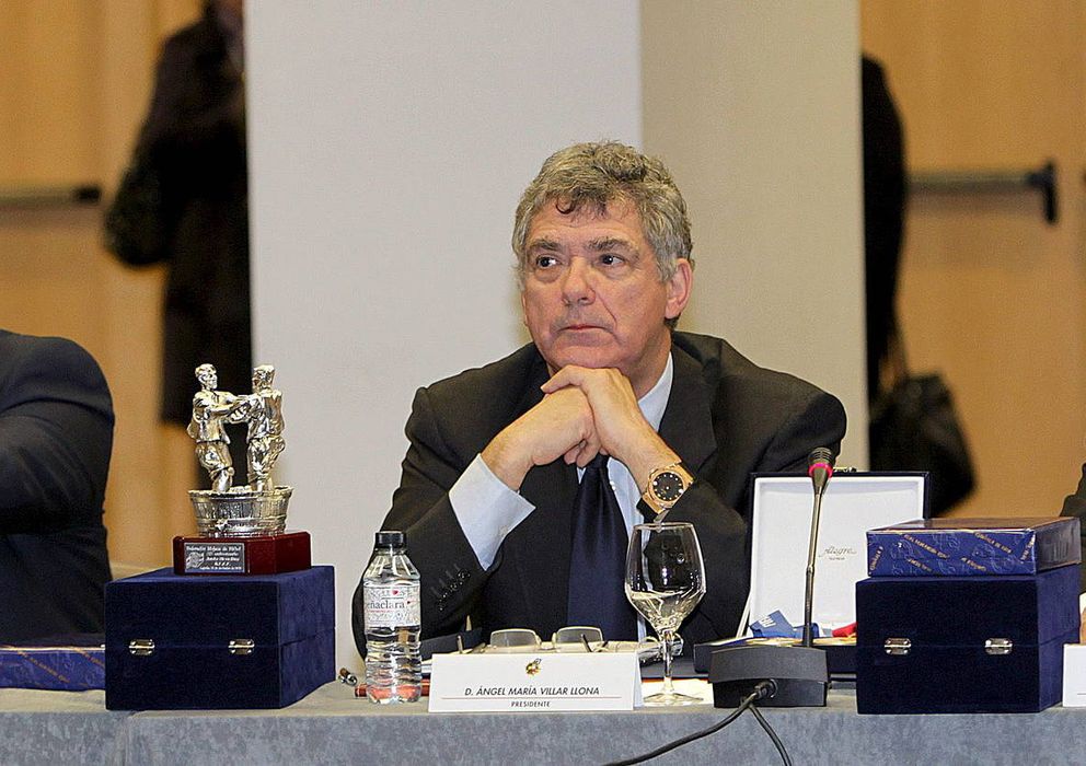 Foto: En la imagen, Juan Padrón, Jorge Pérez y Ángel María Villar (EFE)