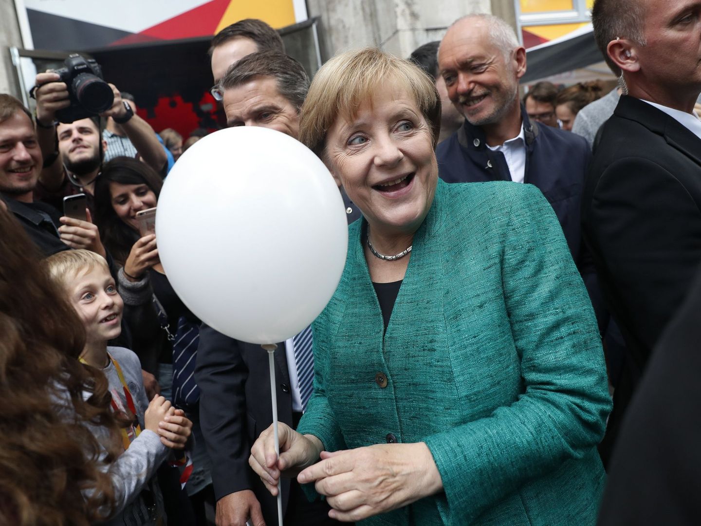 Angela Merkel en un acto electoral en Berlín, el 17 de septiembre de 2017. (Reuters)