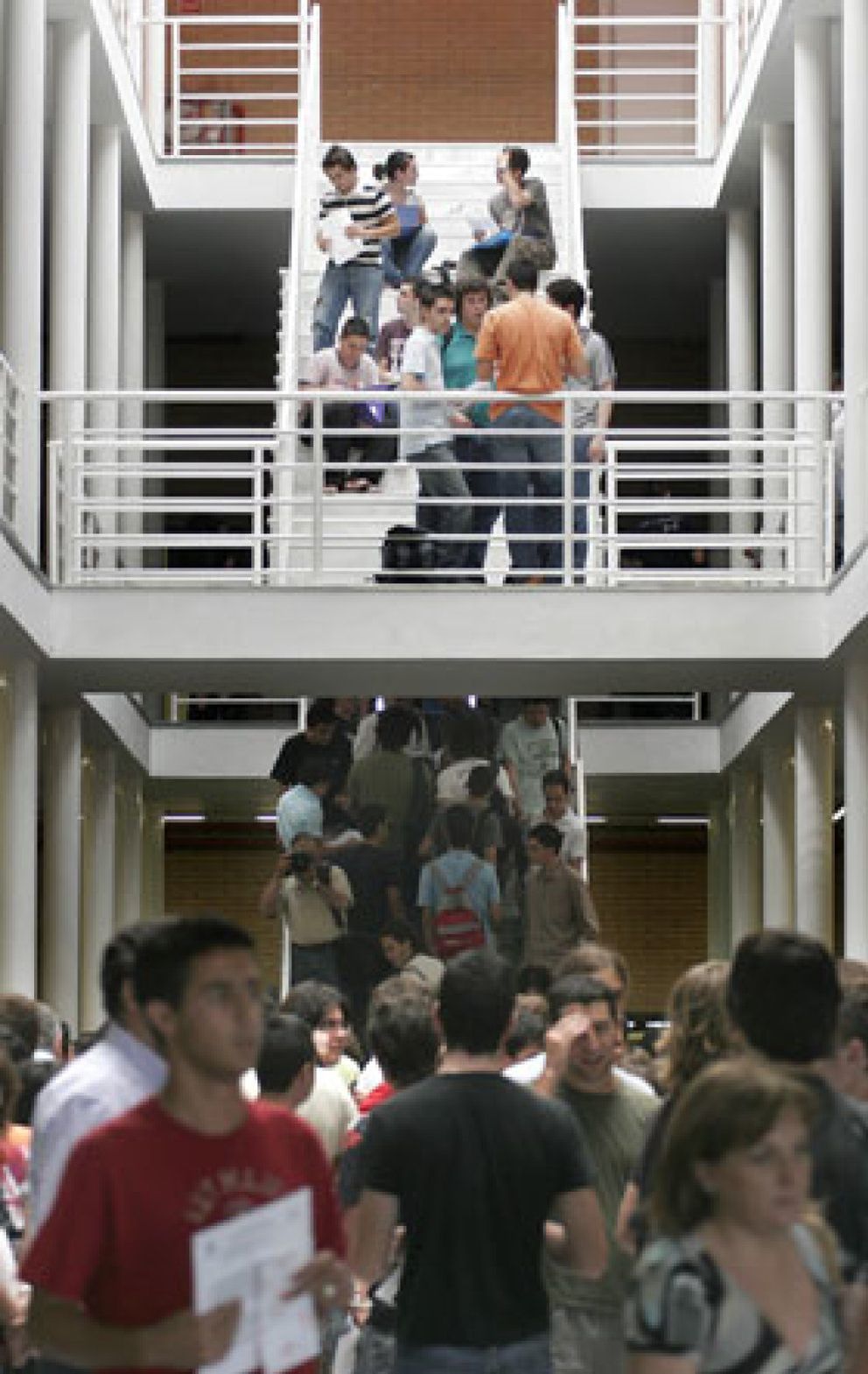 Foto: La crisis deja sin dinero a la Universidad