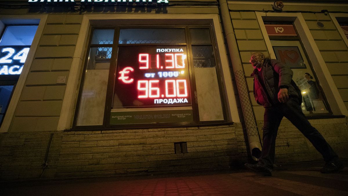 El Banco Central de Rusia garantiza la estabilidad financiera pese a las sanciones internacionales