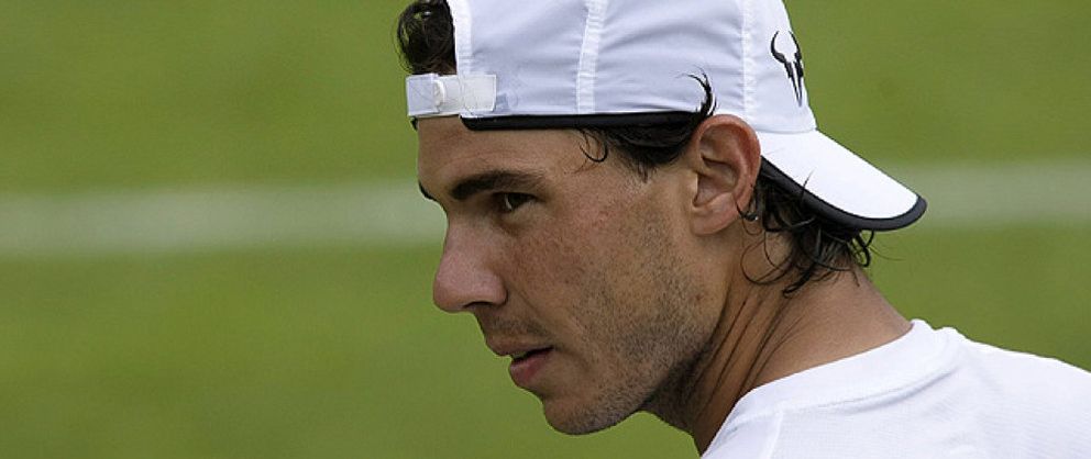 Foto: Rafa Nadal vuelve a entrenar en una pista de tenis después de más de cinco meses lesionado