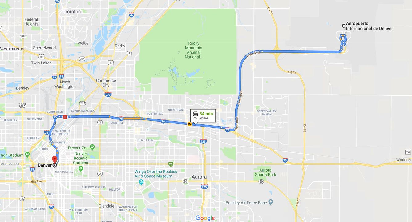 El trayecto habitual entre el centro de Denver y el aeropuerto, por la carretera Peña Boulevard (Foto: Google Maps)