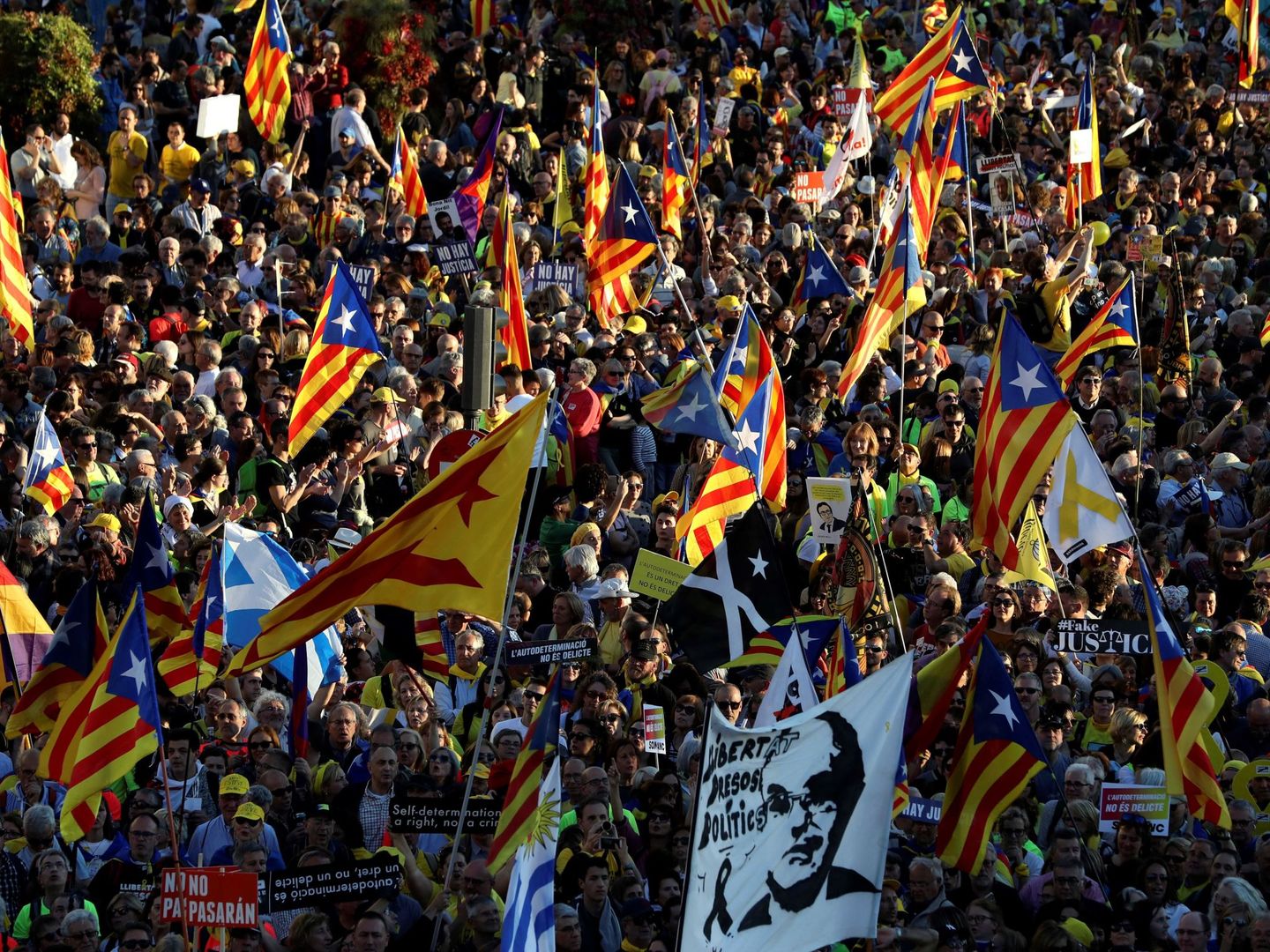 Imagen de la manifestación de este sábado en Madrid. (EFE)