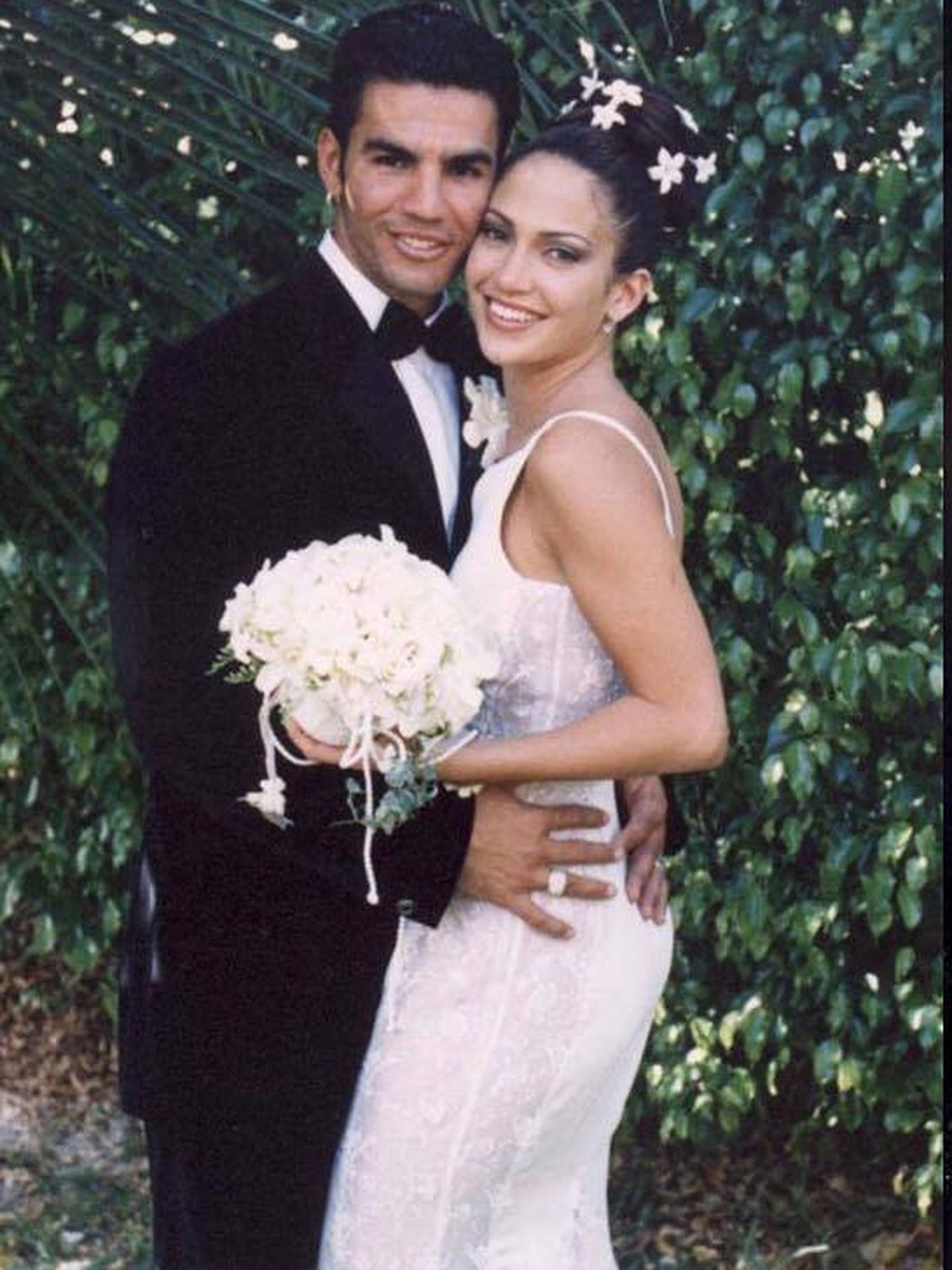La primera boda de Jennifer Lopez con Ojani Noa. (Instagram)