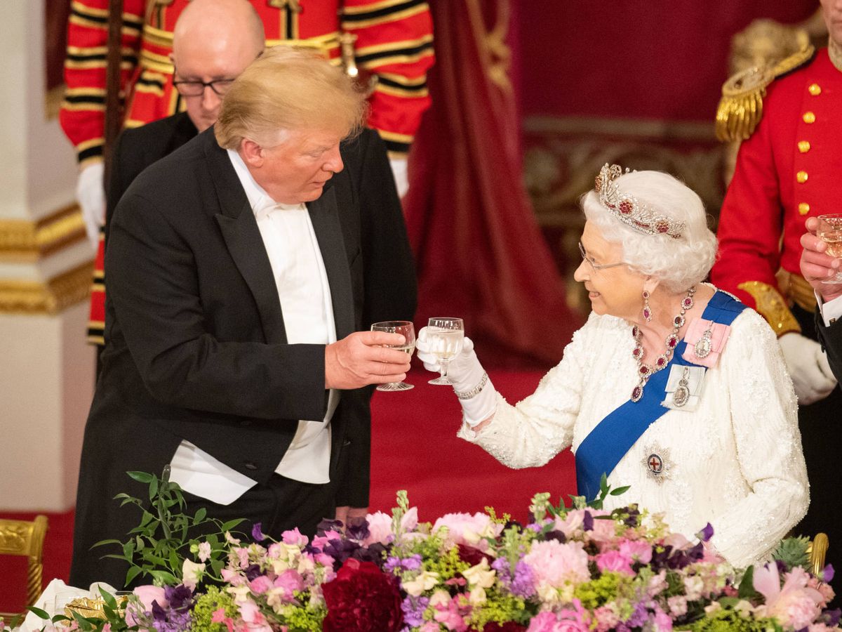Foto:  Donald Trump e Isabel II. (Getty)