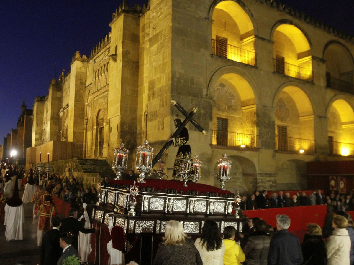 Foto: Vista de la Semana Santa en Córdoba. (EFE/Salas)
