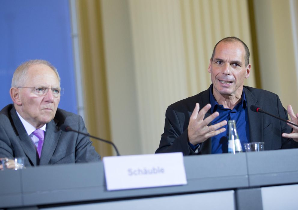 Foto: El ministro de Finanzas griego, Yanis Varufakis (R), y su homólogo alemán, Wolfgang Schäuble. (Gtres)