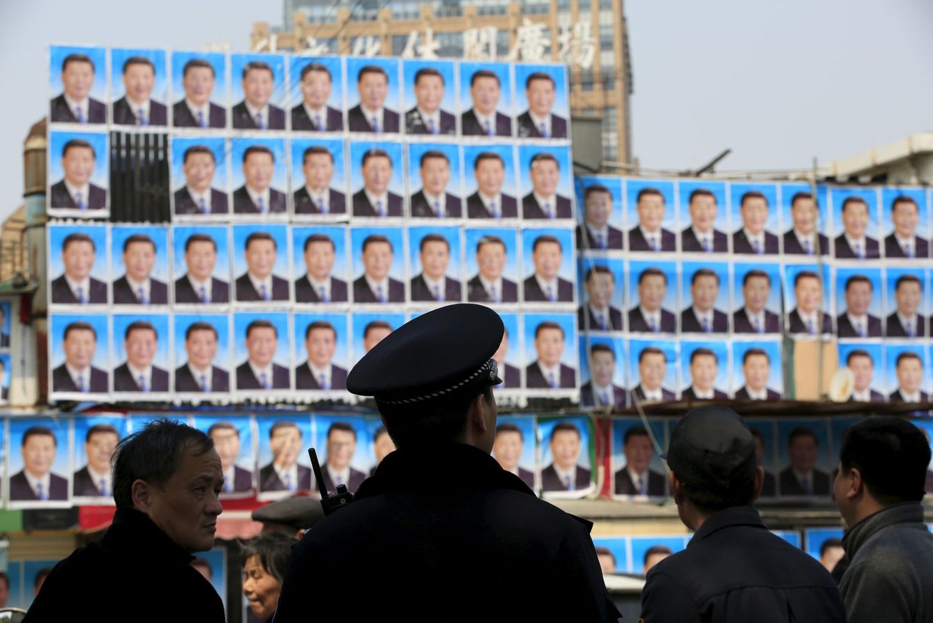 Posters del Presidente chino Xi Jinping en Shanghai, el 26 de marzo de 2016 (Reuters)