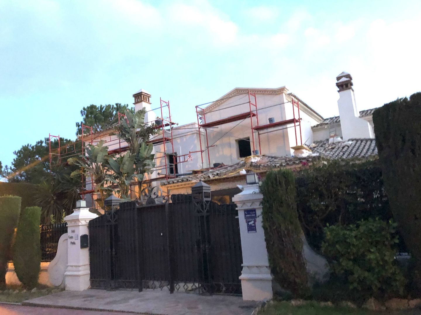 Obras en la casa de Djokovic en Marbella. (Vanitatis/A. de la Gama)